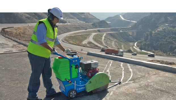 Road floor saw